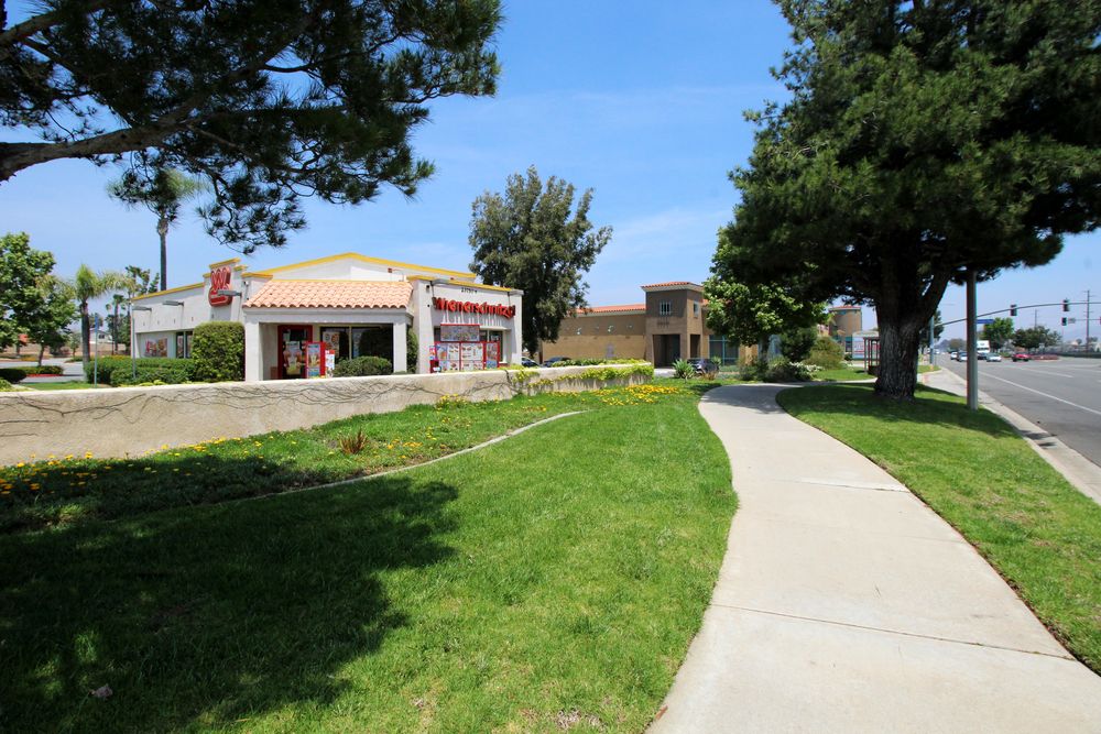 ALESSANDRO PLAZA: 23750 Alessandro Blvd, Moreno Valley, CA 92553
